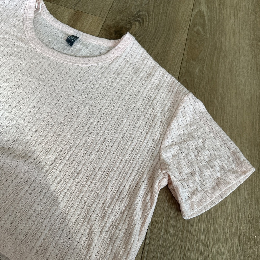 Francesca's Alya Women's Soft Pink Short Sleeve Crop Top Size Medium
